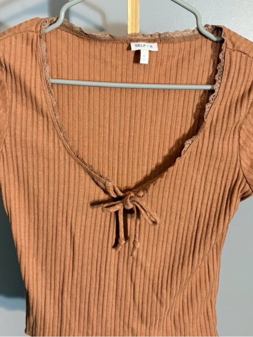 Self Esteem Ribbed Tie-Front Crop Top in Warm Brown